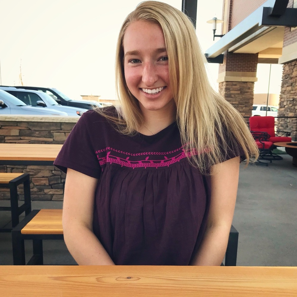 Meet your Posher, Briana